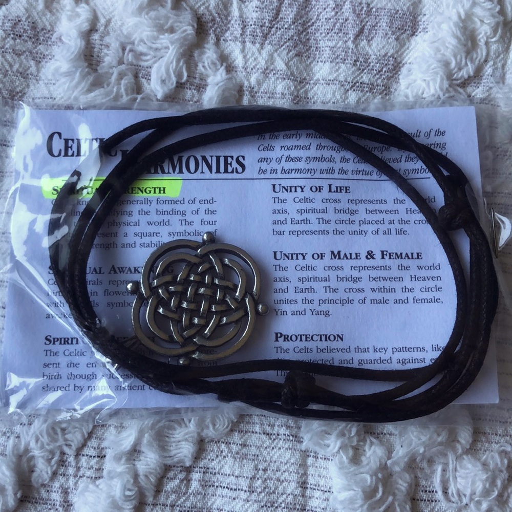 Spiritual Strength Celtic Harmony of Celtic Knots Amulet Neckla…